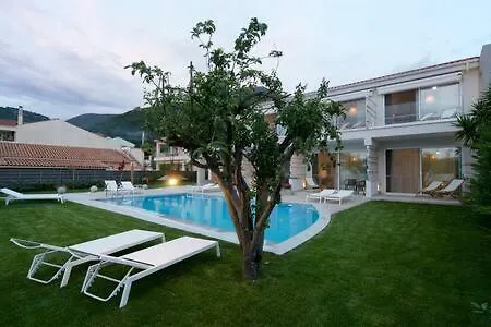 Alancia 4*